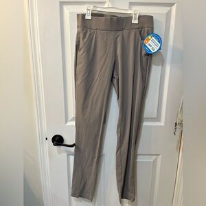 Columbia Women's Size S Anytime Casual Pull on pant. Water & Stain resistant
